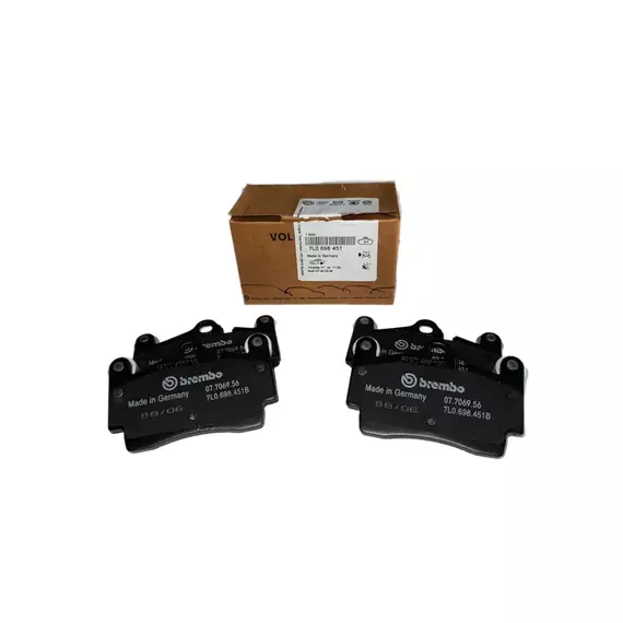 Колодки тормозные задние VAG 7L0698451 (Volkswagen Touareg, Porsche Cayenne, 911)