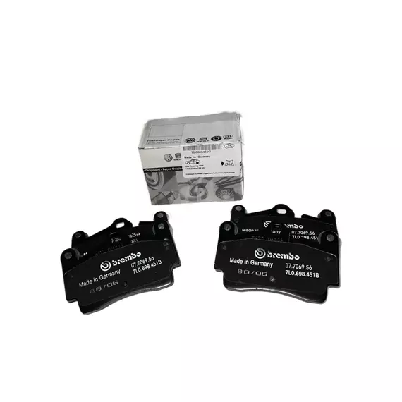 Колодки тормозные задние VAG 7L0698451G (VW Touareg, Audi Q7)