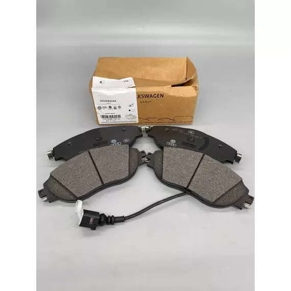 Тормозные колодки VAG (VW/Audi/Skoda/Seat) 7N0698151C