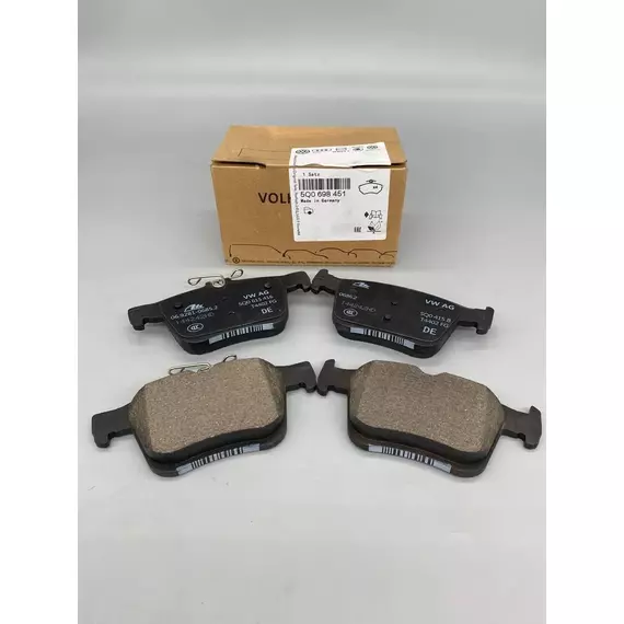 Колодки тормозные VAG (VW/Audi/Skoda/Seat) 5Q0698451