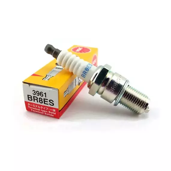 Свеча зажигания NGK BR8ES (3961, 5422), 1 шт. - HONDA NSR250R, NSF250R / FIAT UNO 1.3 / LANCIA Y10 1.0T
