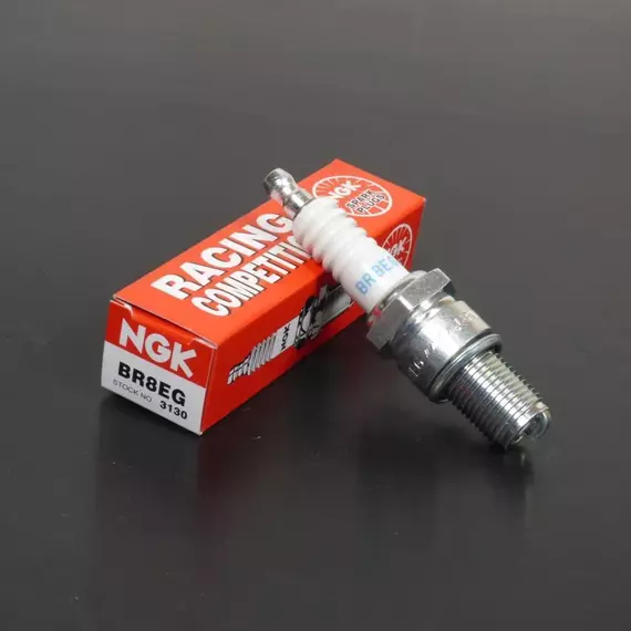 Свеча зажигания NGK BR8EG