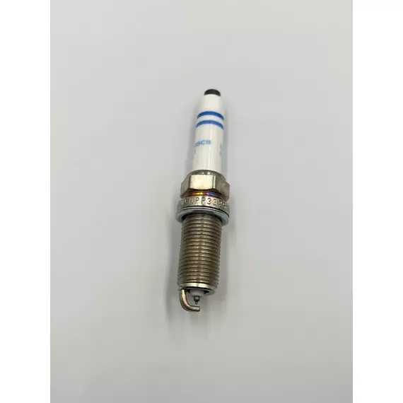 Свечи зажигания Bosch 0241245673