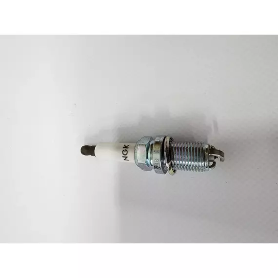 Свеча зажигания VAG (VW/Audi/Skoda/Seat) 101905621B