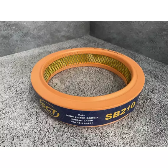 Воздушный фильтр SB210 Audi 80 100 Skoda Octavia A4 VW Caddy Golf 2 3 Jetta Lupo Passat Polo Vento Seat Ibiza Cordoba